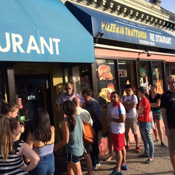 Keren Restaurant - Crowd outside at 6:30. - Ethiopian Near Me - Washington, DC, District of Columbia