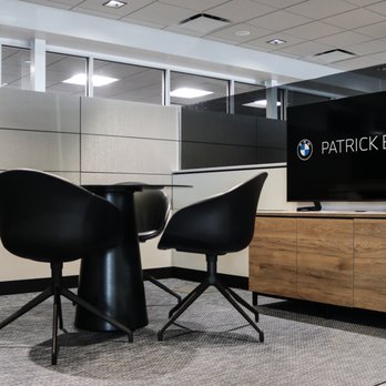 Patrick BMW - Patrick BMW Sales Desk Area - Car Dealers Near Me - Schaumburg, Illinois Patrick BMW - Patrick BMW Sales Desk Area - Car Dealers Near Me - Schaumburg, Illinois