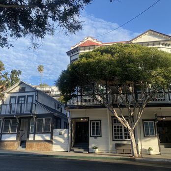 Hermosa Hotel - Front of Hermosa Hotel. - Hotels Near Me - Avalon, California