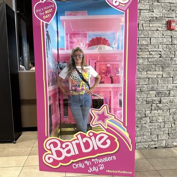 AMC DINE-IN THOROUGHBRED 20 - Updated November 2024 - 184 Photos & 306