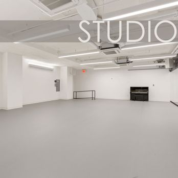 Sunlight Studios - 43' x 32' - Recording & Rehearsal Studios Near Me - New York, New York Sunlight Studios - 43' x 32' - Recording & Rehearsal Studios Near Me - New York, New York