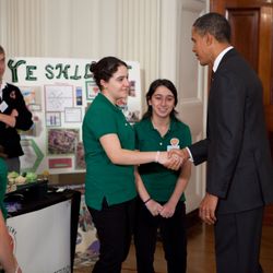Pinnacle Academy - Meeting with President Barack Obama for their winning project