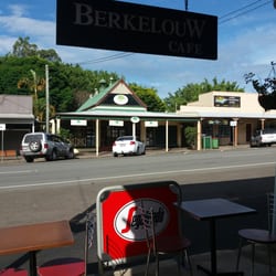 Berkelouw Cafe Eumundi - Outside