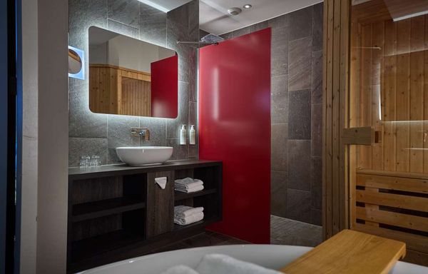 Haven Hotel Rotterdam, Curio Collection by Hilton by null