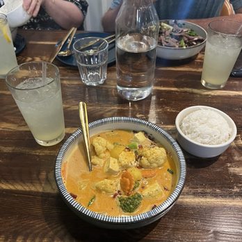 Kin Long Beach - Mango curry with tofu - Thai Near Me - Long Beach, California