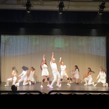 Ariel Dance Productions - Dancing in the Museum show - Femme Hip Hop - Performing Arts Near Me - Campbell, California Ariel Dance Productions - Dancing in the Museum show - Femme Hip Hop - Performing Arts Near Me - Campbell, California