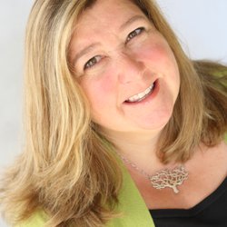 Deborah Saunders - Coldwell Banker Wallace & Wallace Realtors - Top Producer Since 2013