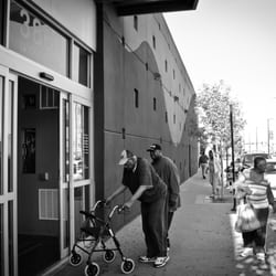 Lawndale Christian Health Center - Front door - 3860 W Ogden