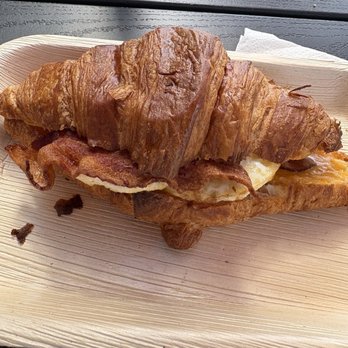 Cumbres Coffee Roasters - Breakfast sandwich - Coffee Roasteries Near Me - Delray Beach, Florida