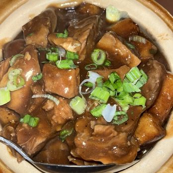 Harbor City Restaurant - Brisket with rice noodles - Barbeque Near Me - Seattle, Washington Harbor City Restaurant - Brisket with rice noodles - Barbeque Near Me - Seattle, Washington