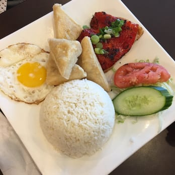 Bong Lua Vietnamese Restaurant - Lemon grass chicken with tofu and rice - Vietnamese Near Me - Scarborough, Ontario