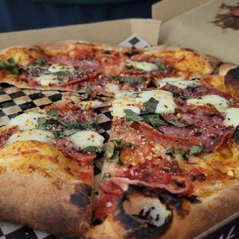Hawt Pizza Co. - a pizza in a box - Pizza Near Me - Albuquerque, New Mexico Hawt Pizza Co. - a pizza in a box - Pizza Near Me - Albuquerque, New Mexico