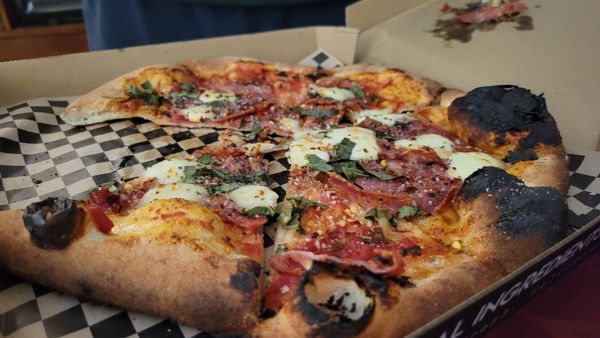 Hawt Pizza Co by null