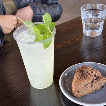 Cafe Smitten - Coffee & Tea Near Me - Bakersfield, California