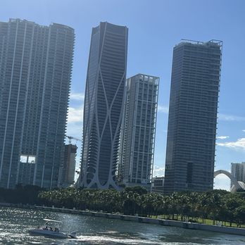 Miami Bayside Boat Tour - Great buildings from the city, Miami - Tours Near Me - Miami, Florida Miami Bayside Boat Tour - Great buildings from the city, Miami - Tours Near Me - Miami, Florida