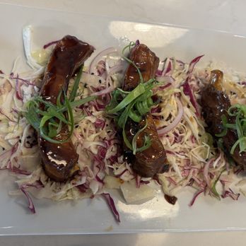 Olive & Finch Denver Center Performing Arts - Sticky Ribs on Asian Slaw - Cafes Near Me - Denver, Colorado