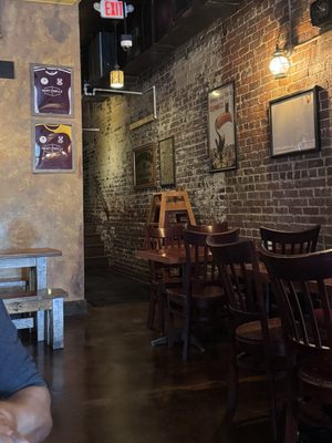 Mary O'Neill's Irish Pub by null