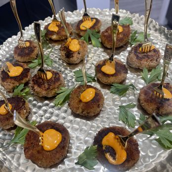 DS Cuisine - Crowd winner: Mini crab cakes - Caterers Near Me