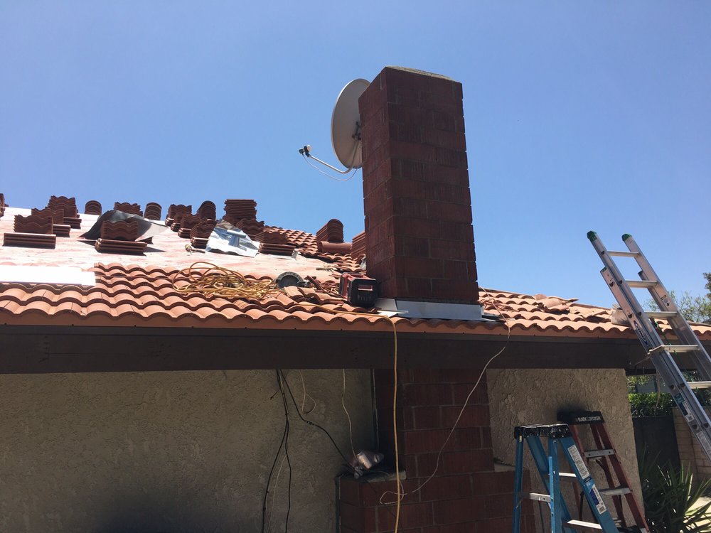 Slide of Luckett Roofing