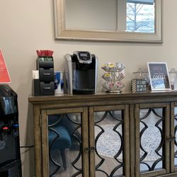 Smile Beautiful Dental - Coffee and water station