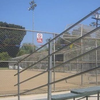 Barrington Recreation Center - Parks Near Me - Los Angeles, California