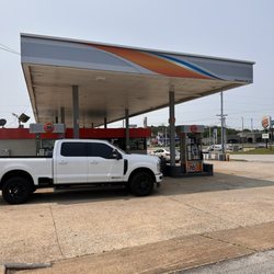 76 Gas Station