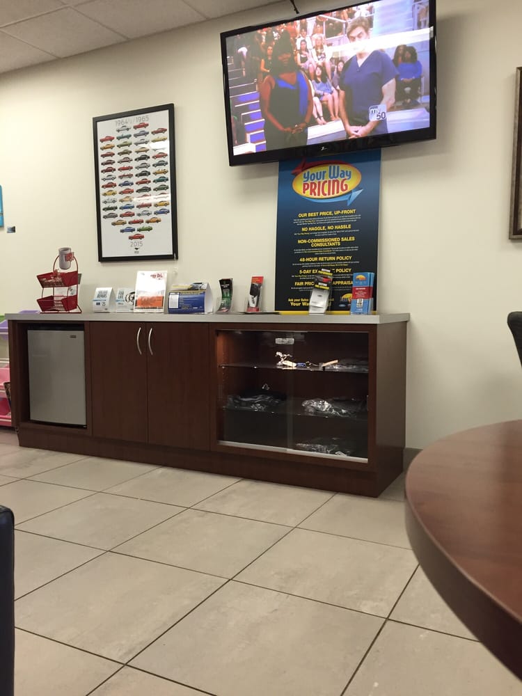 LAKESHORE FORD 8641498 Old Porter Rd, Burns Harbor, Indiana Car