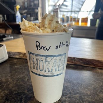 Horai - Pistachio latte - Bakeries Near Me - Eugene, Oregon