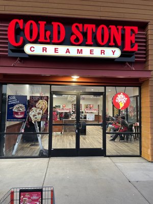 Cold Stone Creamery by null