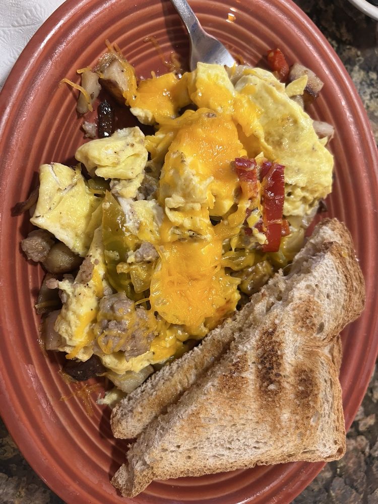 Waltz Creamery and Farm House Cafe Logo