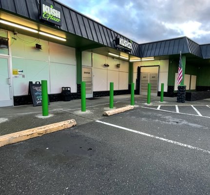 Kush and Glass - We rebranded from Mr Bills Mercantile to Kush and Glass Kush and Glass - We rebranded from Mr Bills Mercantile to Kush and Glass