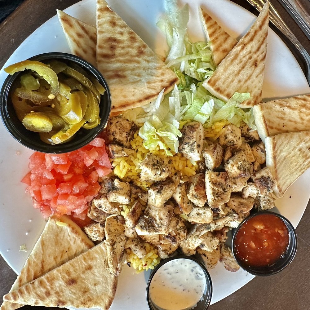 Hickory Tavern - Food Truck Chicken & Rice - Sports Bars Near Me - North Myrtle Beach, South Carolina