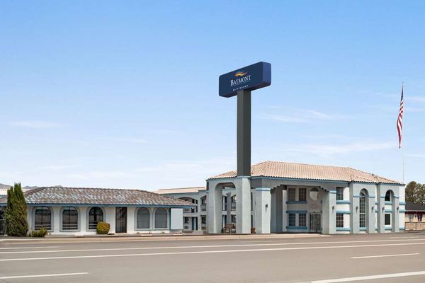 CLOSED - Red Roof Inn Kingman by null