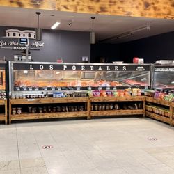 Los Portales Meat Market