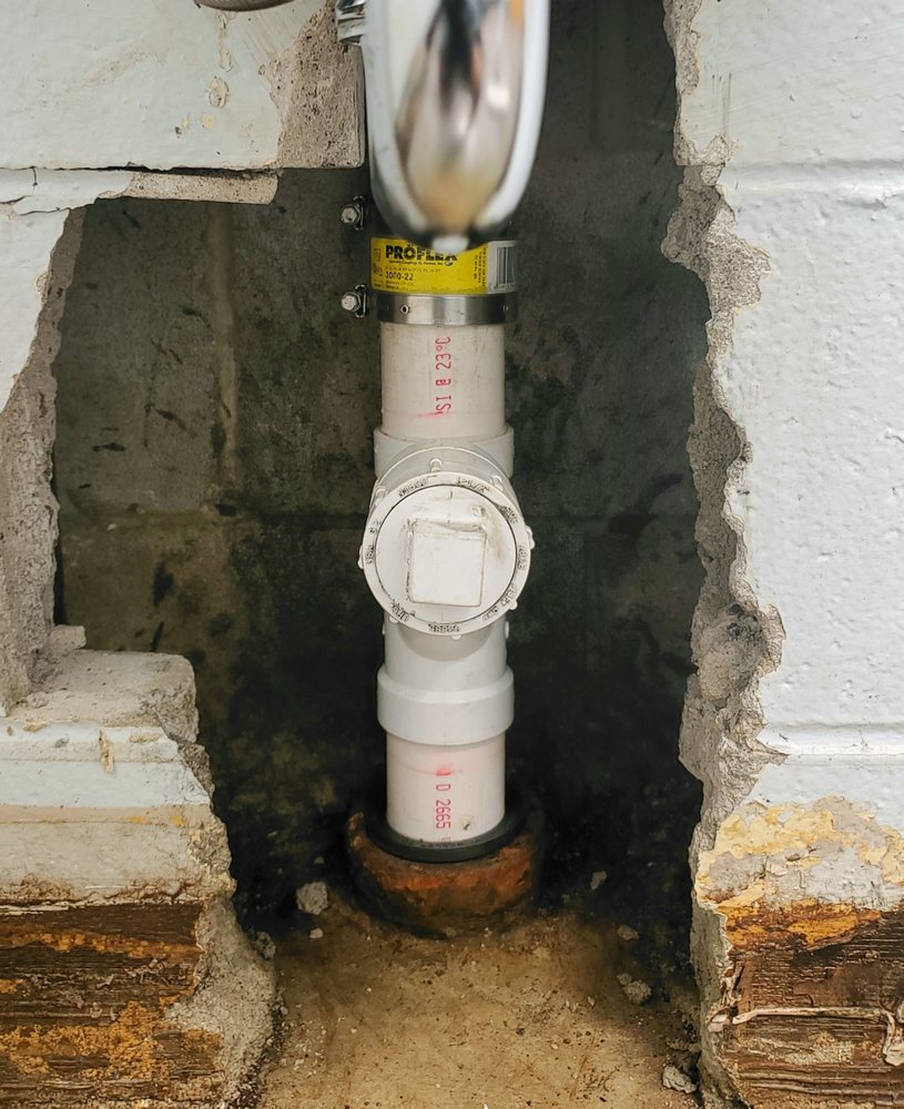 Slide of Amanda Plumbing Sewer & Drain