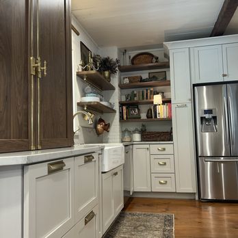 Artisan Design Studio - Beautiful kitchen update for an amazing client! - Interior Design Near Me - Roswell, Georgia Artisan Design Studio - Beautiful kitchen update for an amazing client! - Interior Design Near Me - Roswell, Georgia