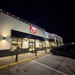 Chick-fil-A - Exterior