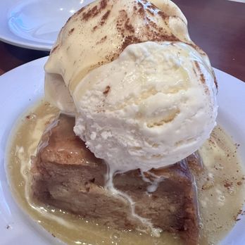 Voodoo Gumbo - Amaretto Bread Pudding - Cajun/Creole Near Me - Nashville, Tennessee