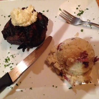 Side Street Grill - American Near Me - Memphis, Tennessee