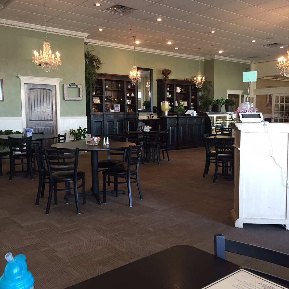 Nosh - Cute inside - New American Near Me - Moore, Oklahoma