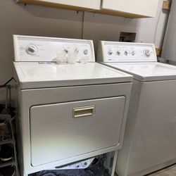 Santa Clarita Appliance Repair - I just had my dryer serviced and cleaned. Well done by Dmitri!