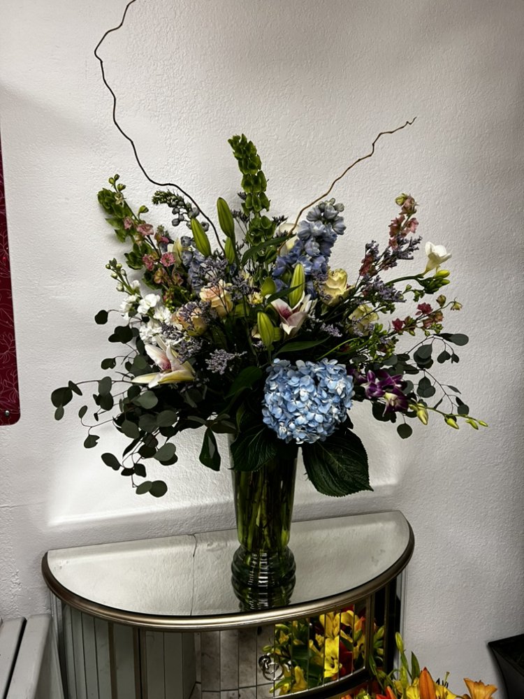 BLOOMIES FLORIST Updated May 2024 93 Photos & 102 Reviews 23210