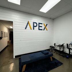 Apex Chiropractic - Saw Dr. Rossi for an adjustment, had a wonderful experience. Quick yet explained potential causes for my pain and how to fix it