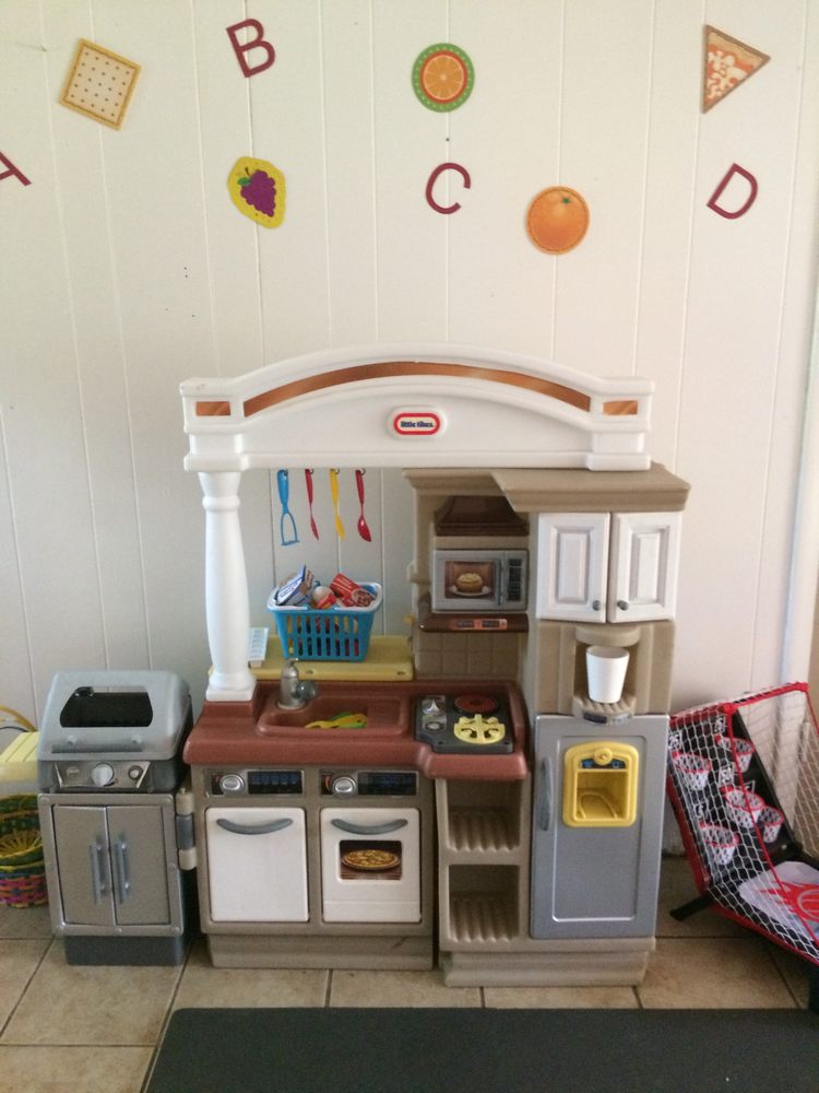 Happy Hands Daycare - childcare center in Fort Smith, AR