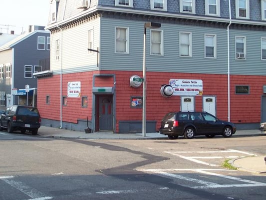 Shannon Tavern by null