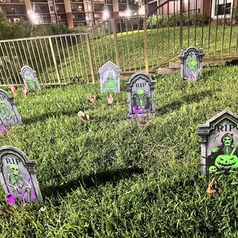Westgate Lakes Resort and Spa - Cute Halloween decor - Resorts Near Me - Orlando, Florida Westgate Lakes Resort and Spa - Cute Halloween decor - Resorts Near Me - Orlando, Florida