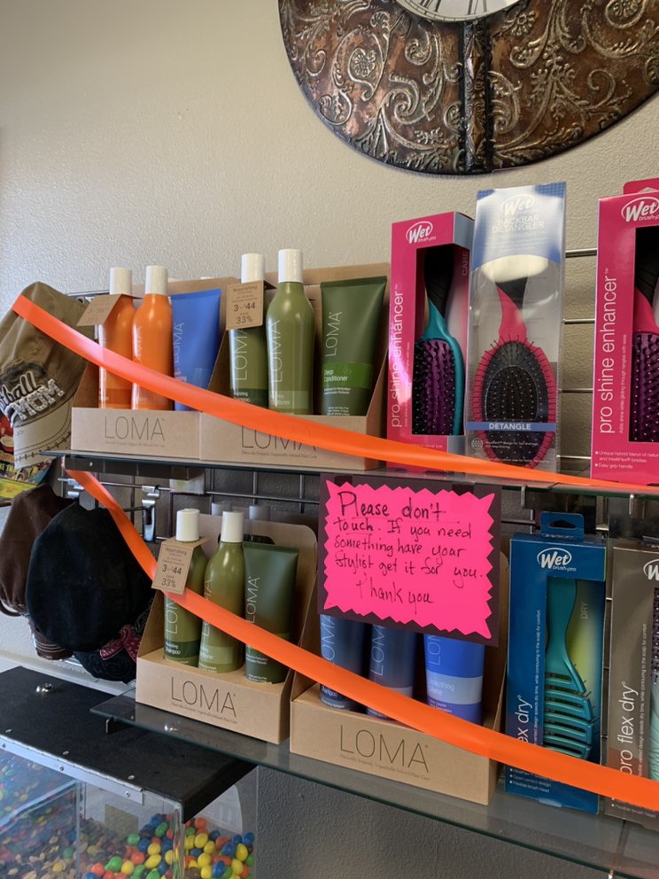 Summit Up To Hair Logo