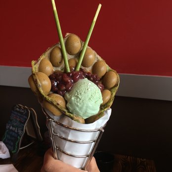 Taipei Cafe - Macha waffles (needs more ice cream and more macha flavor) - Taiwanese Near Me - Chicago, Illinois