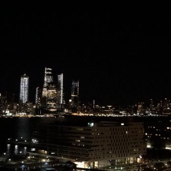 Old Glory Park - Parks Near Me - Weehawken, New Jersey