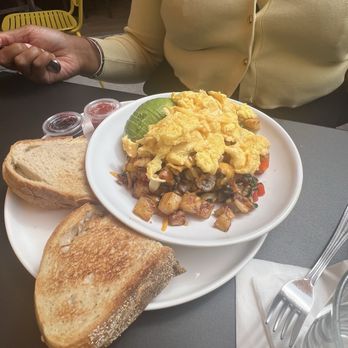 Whistle Stop Diner - MEATLOVERS skillet - Breakfast & Brunch Near Me - Birmingham, Michigan Whistle Stop Diner - MEATLOVERS skillet - Breakfast & Brunch Near Me - Birmingham, Michigan